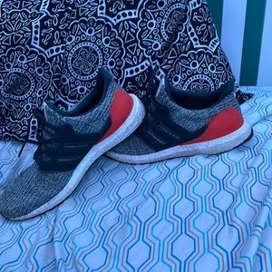 Adidas ultra boost size 10 1/2
